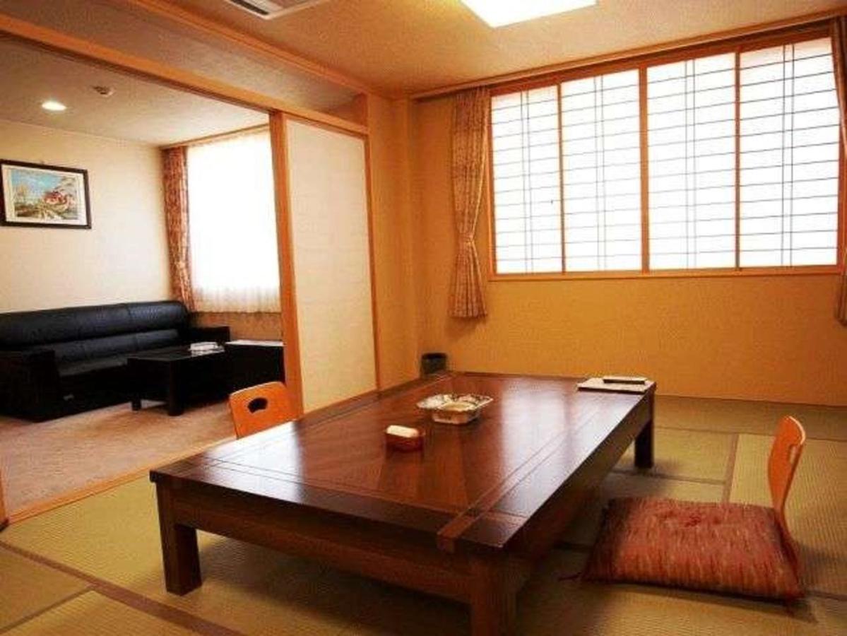 Отель Yunokaku Ikedaya Teshikaga Экстерьер фото